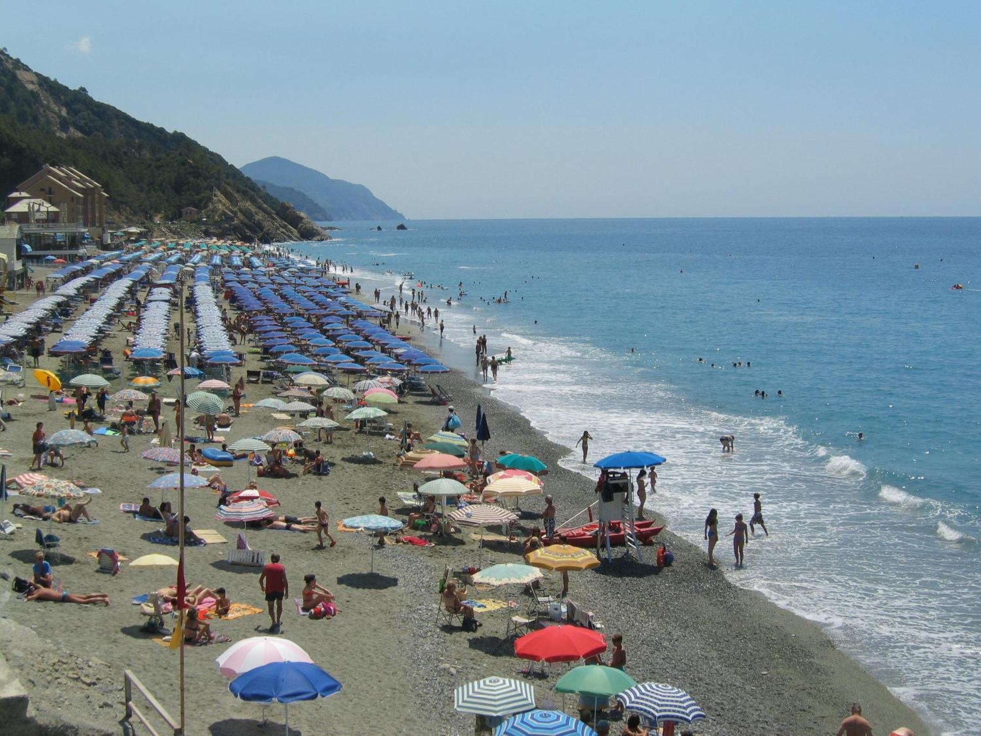 Residence Hotel Kriss Deiva Marina Exterior foto