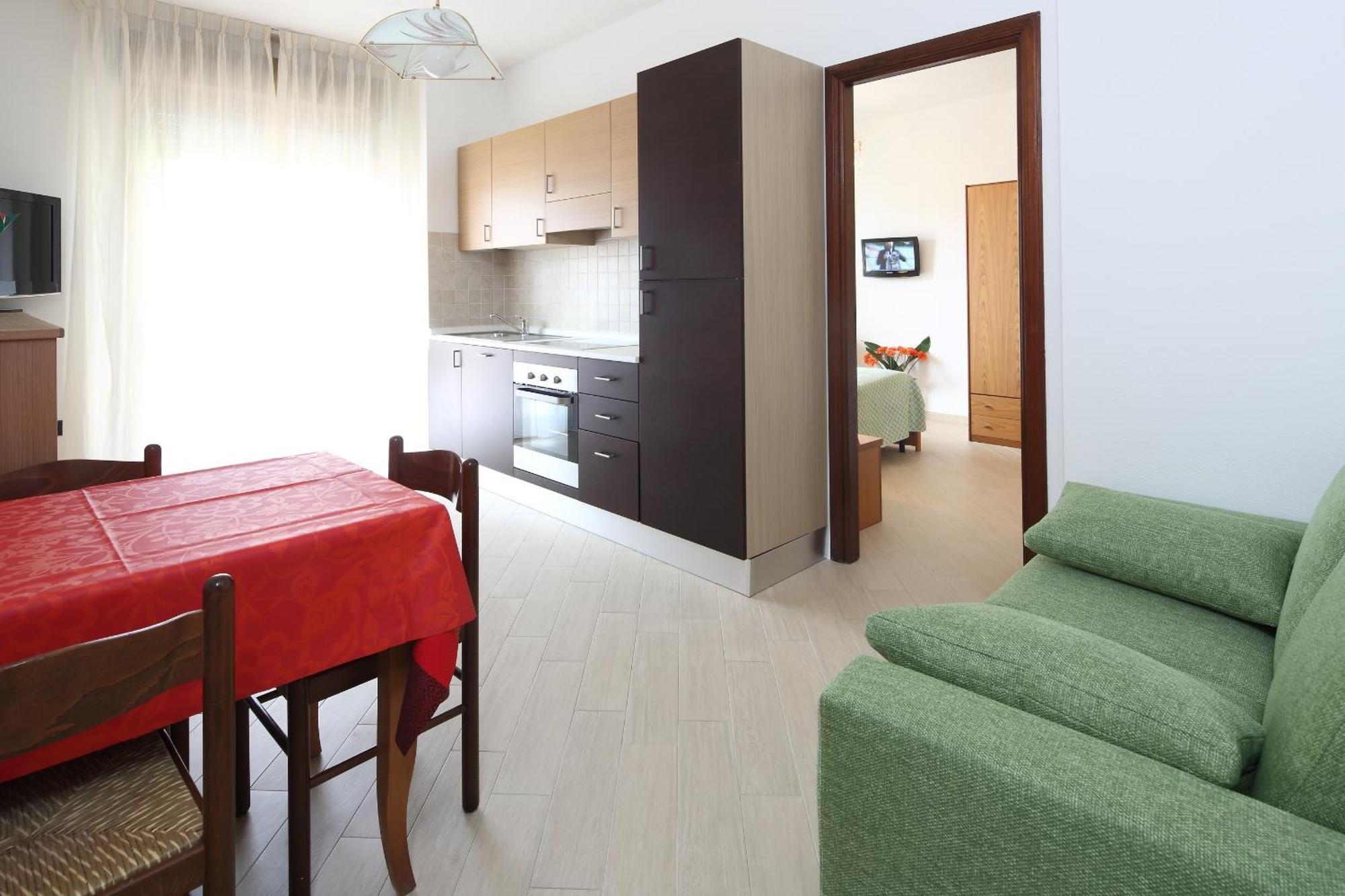 Residence Hotel Kriss Deiva Marina Exterior foto