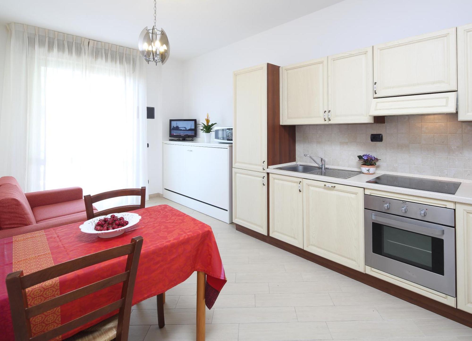 Residence Hotel Kriss Deiva Marina Exterior foto